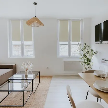 Elegant Bright And Cozy T2 *